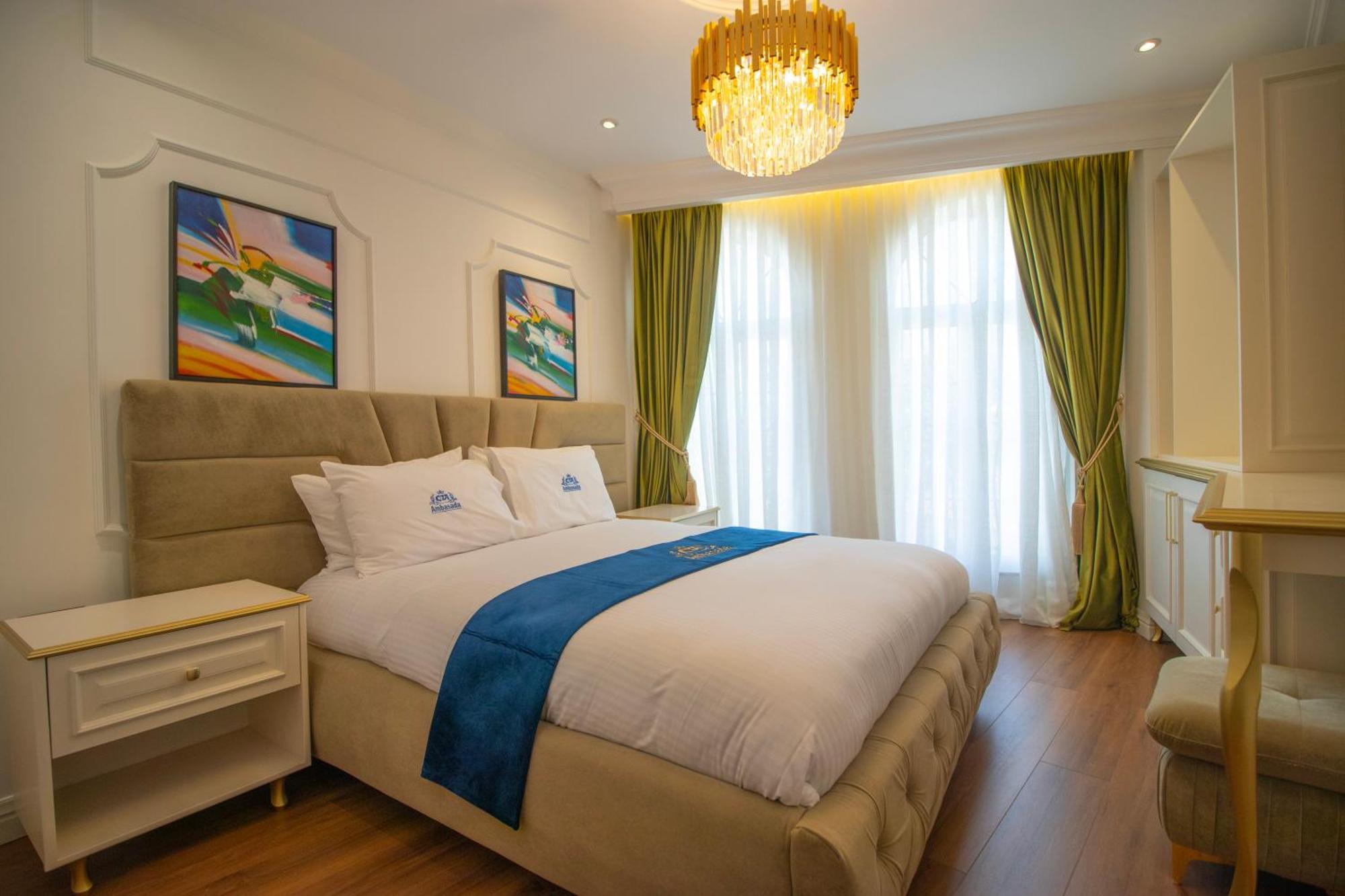 Hotel Ambasada Qta Patza-Kuqani Екстериор снимка