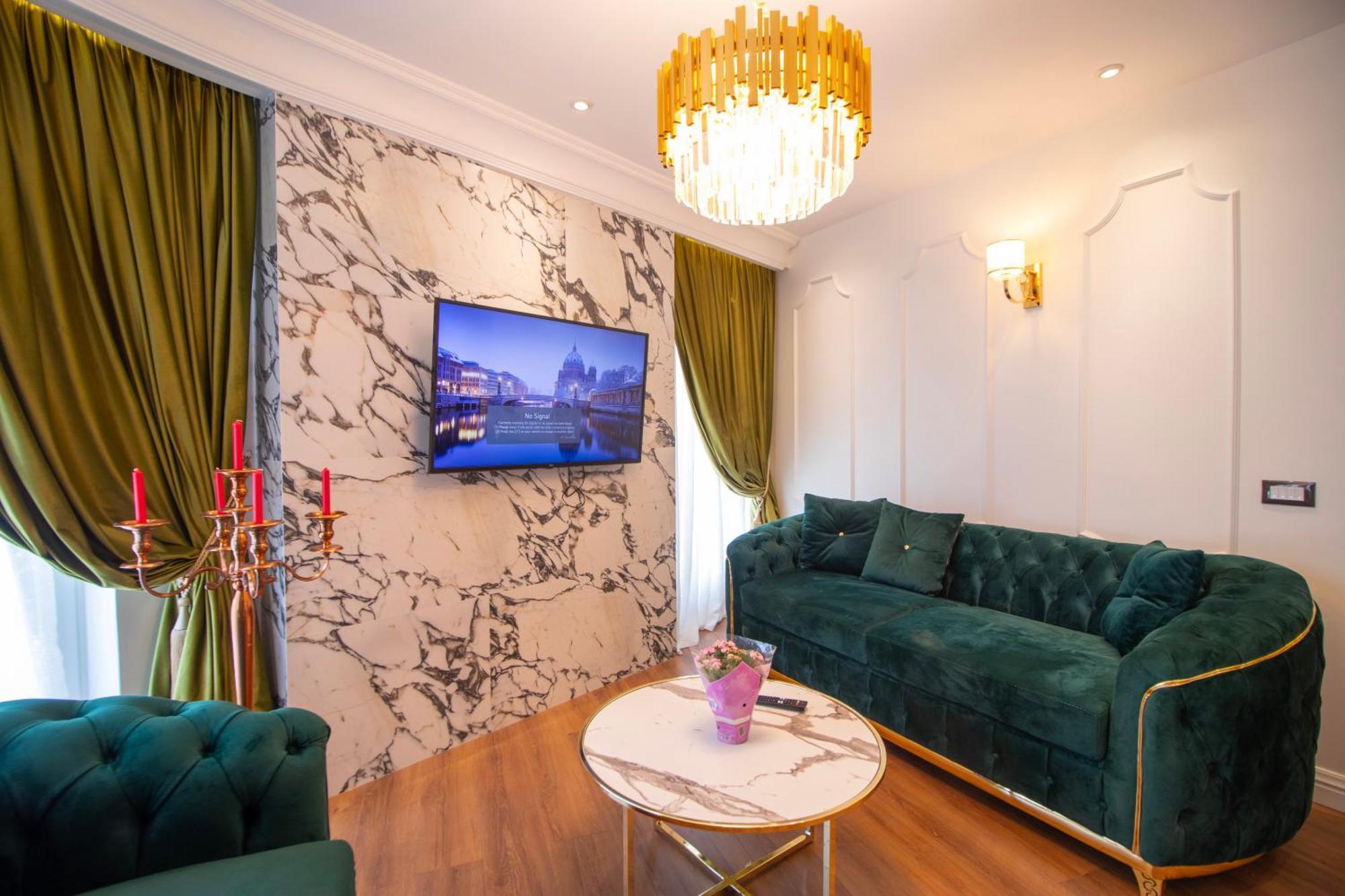 Hotel Ambasada Qta Patza-Kuqani Екстериор снимка