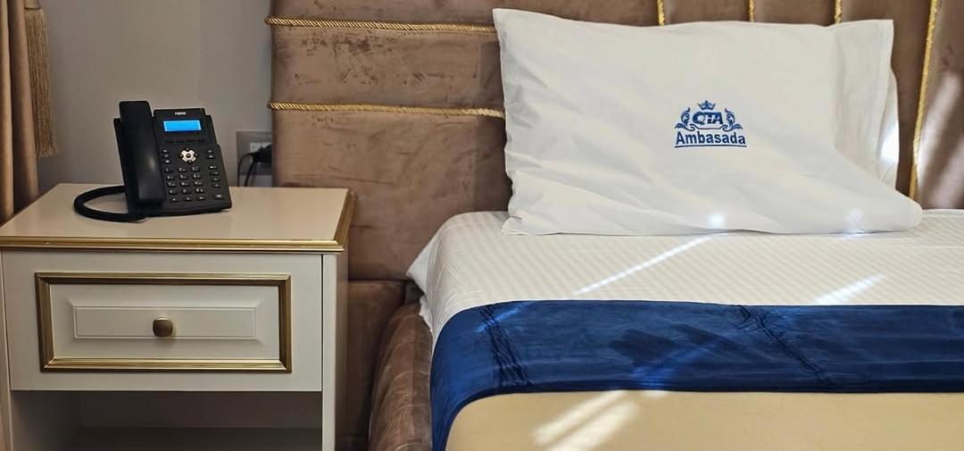 Hotel Ambasada Qta Patza-Kuqani Екстериор снимка
